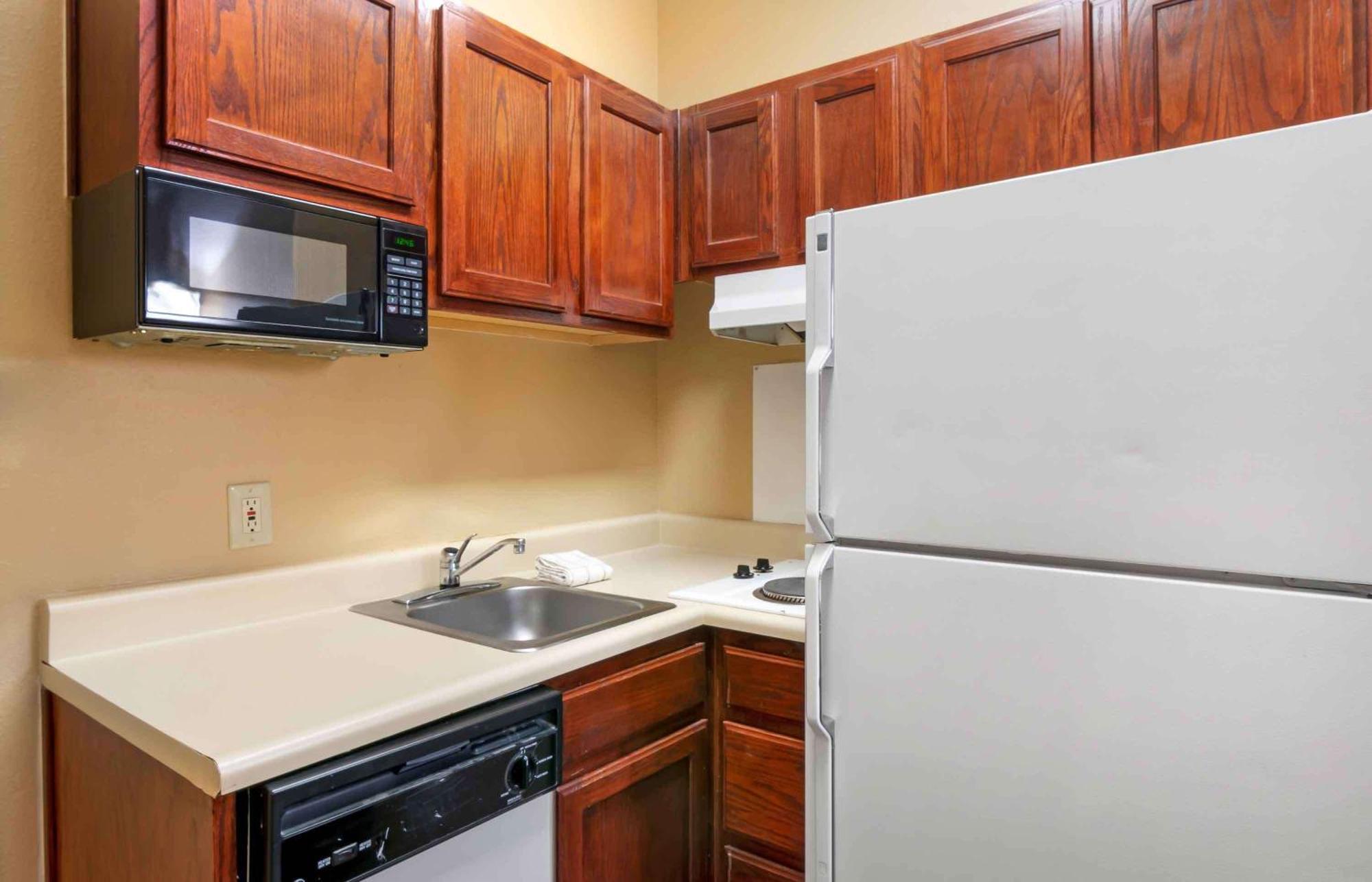 Extended Stay America Suites - Kansas City - Overland Park - Metcalf Ave Экстерьер фото